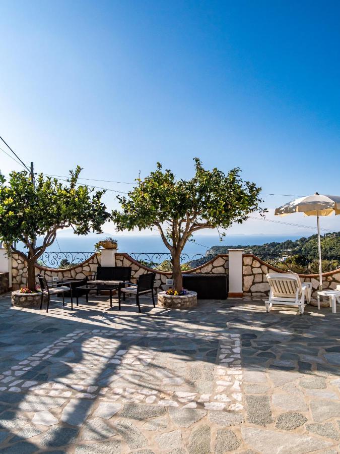 Casa Astra Bed & Breakfast อนากาปรี ภายนอก รูปภาพ