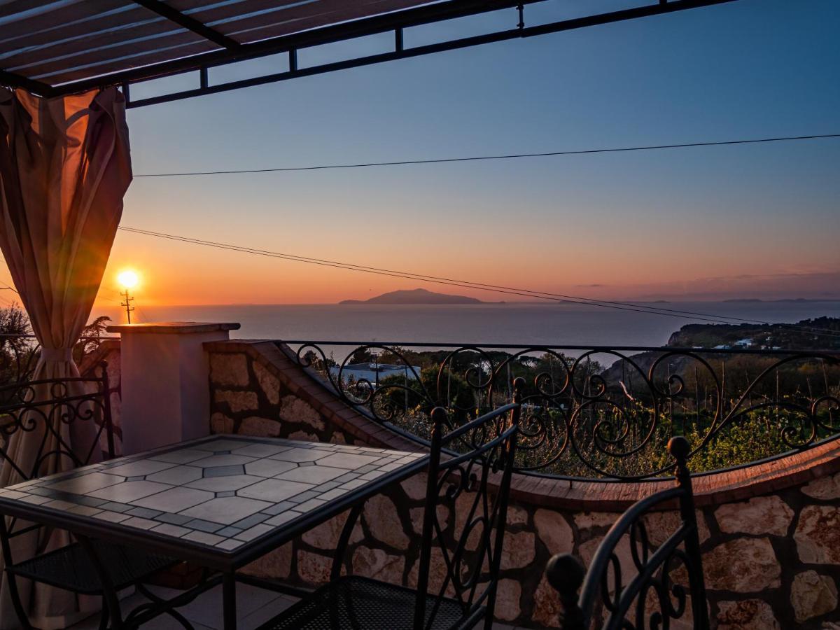 Casa Astra Bed & Breakfast อนากาปรี ภายนอก รูปภาพ