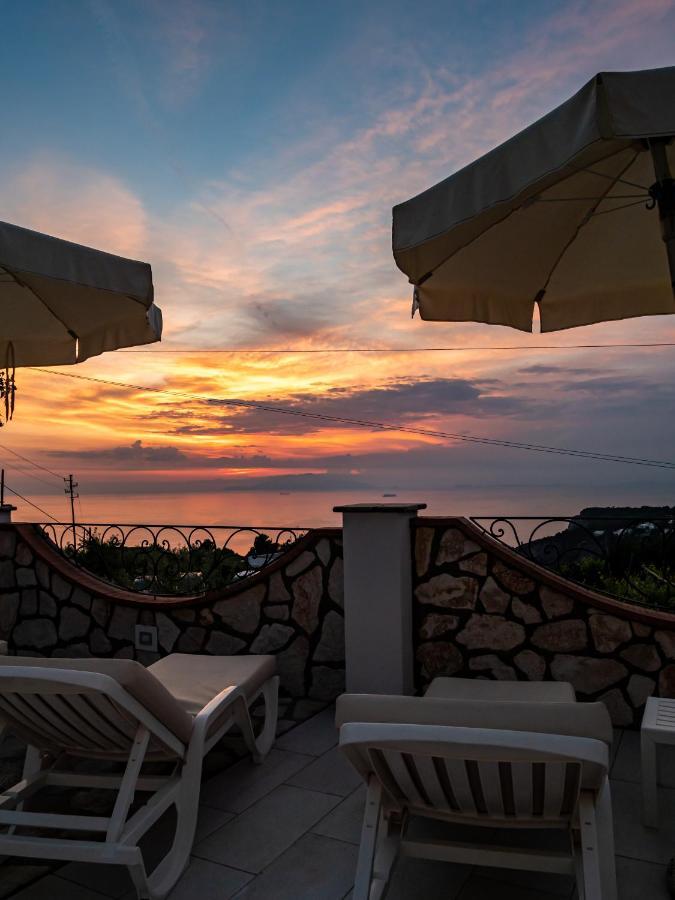 Casa Astra Bed & Breakfast อนากาปรี ภายนอก รูปภาพ
